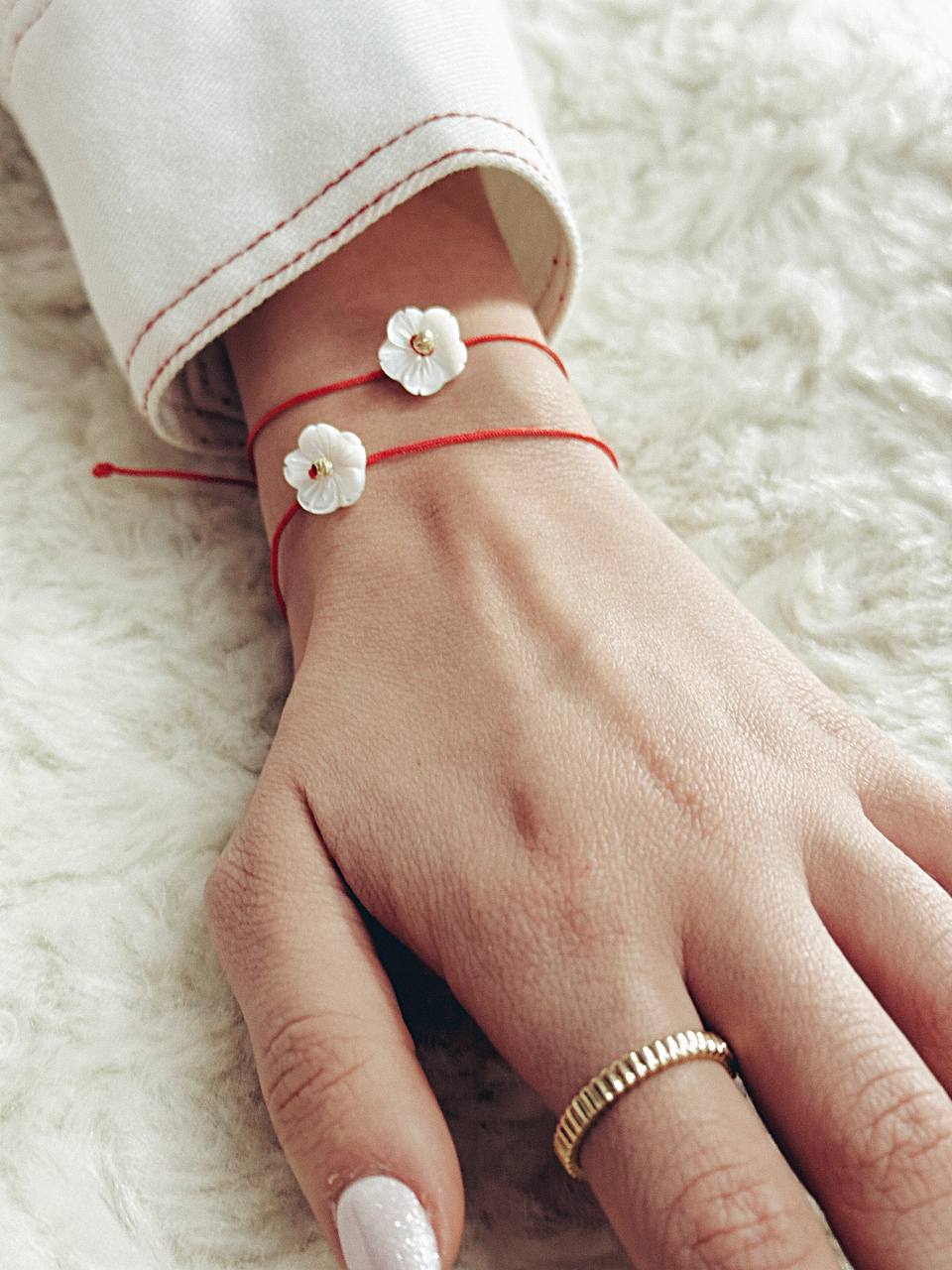 MandalaGo Blossom Red Thread Bracelet